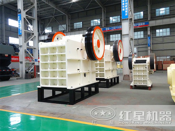 69石頭顎破機廠家，提供現(xiàn)貨，可到場考察